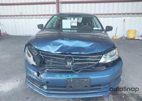 2015 Volkswagen Jetta 1.8T Se z USA, uszkodzony, nr VIN 3VWD17AJ5FM295436